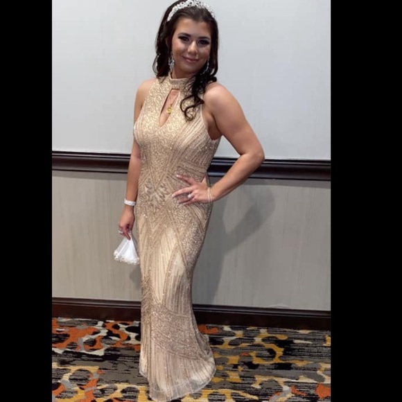 Sold - Picture 2 of 7